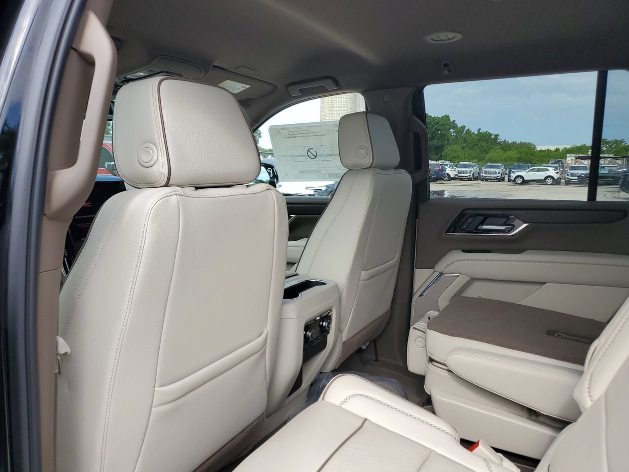 New 2026 GMC Yukon Denali RWD image 10