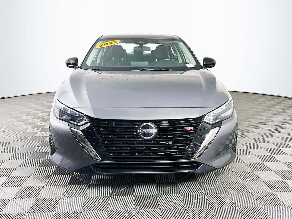 Certified 2025 Nissan Sentra SR FWD image 4