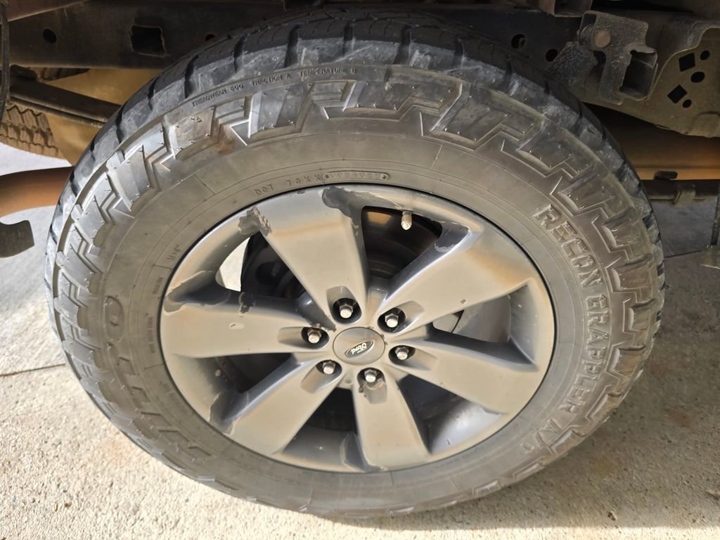 Used 2014 Ford F150 FX4 w/ Equipment Group 402A Luxury image 12