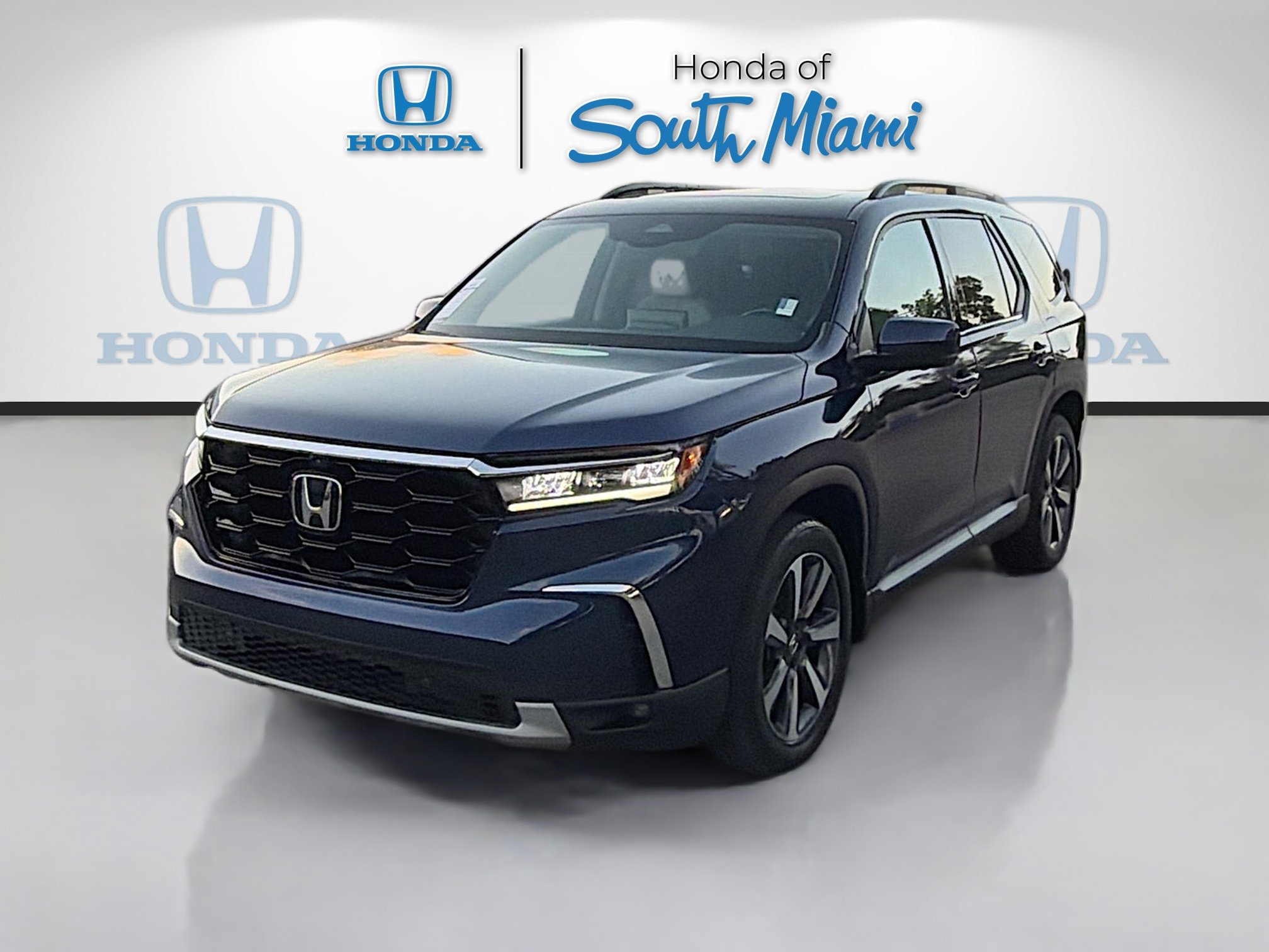 Certified 2023 Honda Pilot Elite image 3