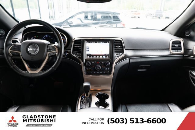 Used 2017 Jeep Grand Cherokee Limited w/ Luxury Group II AWD/4WD image 11