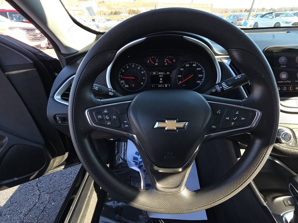 Used 2024 Chevrolet Malibu LT image 17