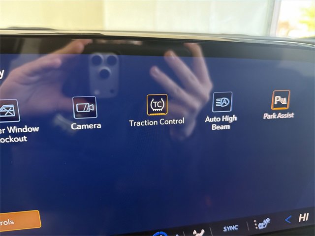 New 2026 Chevrolet Traverse LT w/ Sun and Wheel Package image 32