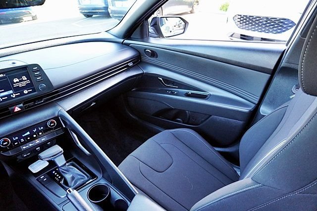 Certified 2026 Hyundai Elantra Sport FWD image 20