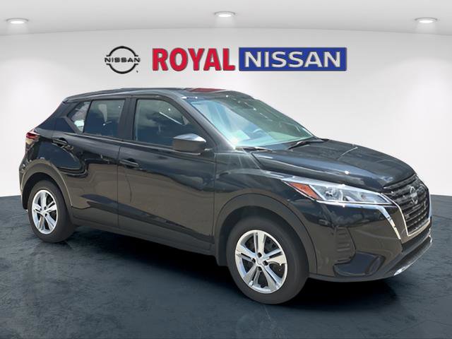 Used 2025 Nissan Kicks Play S