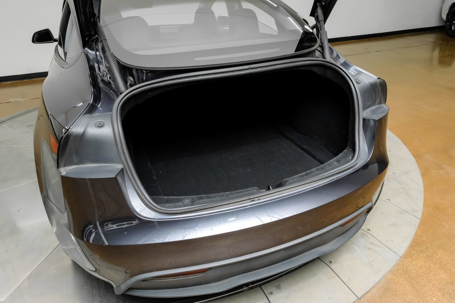 Used 2024 Tesla Model 3 Long Range RWD image 48