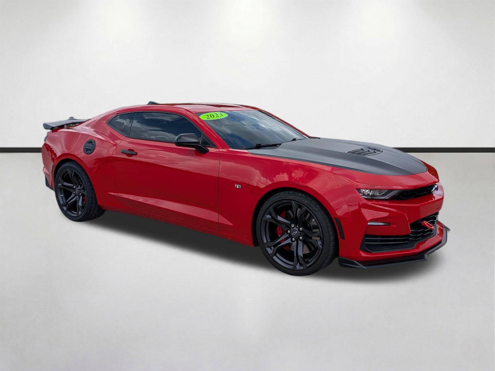 Used 2023 Chevrolet Camaro SS RWD image 2