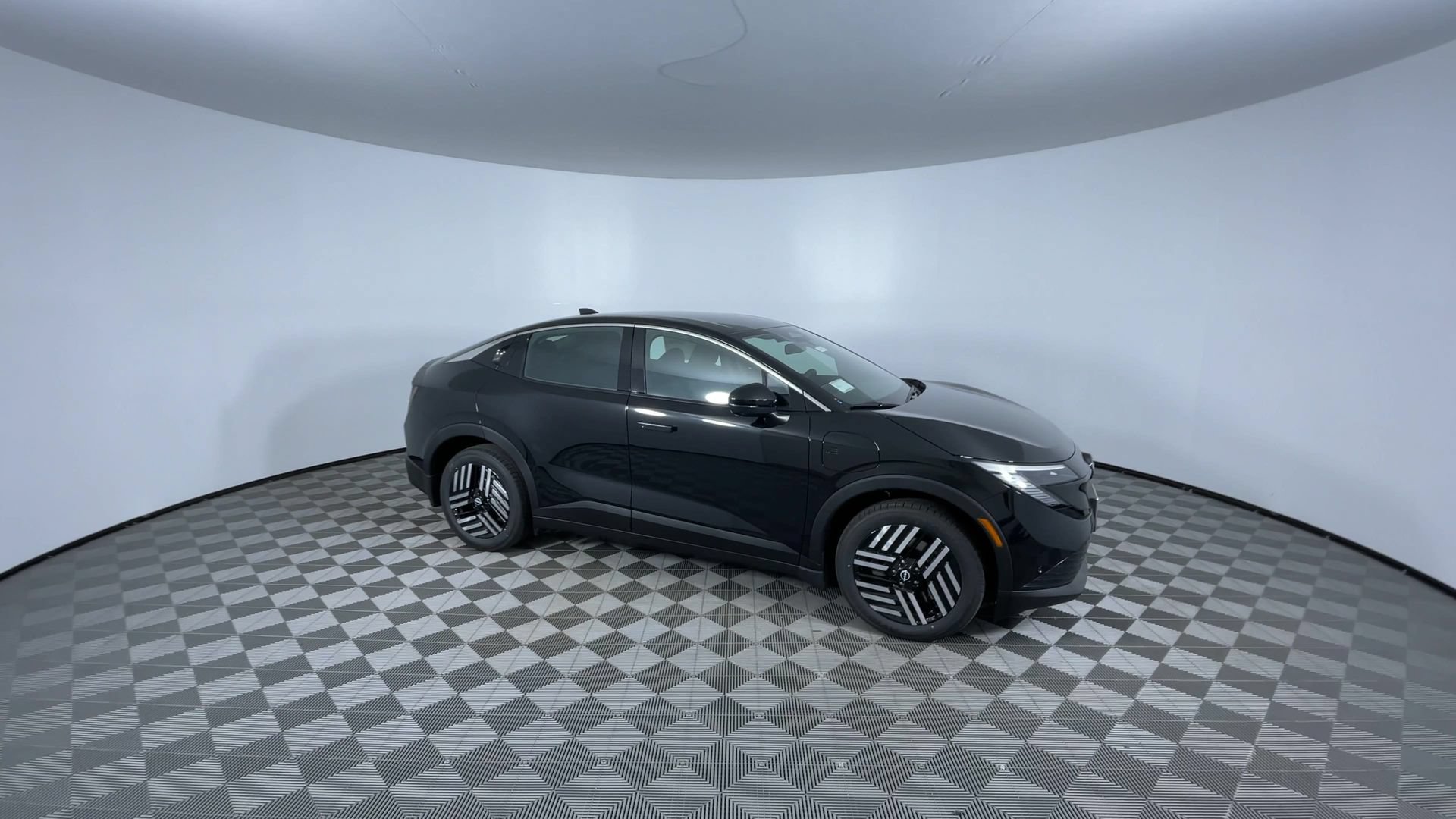 New 2026 Nissan Leaf SV+ w/ Floor Mat Package (SV+) FWD image 2