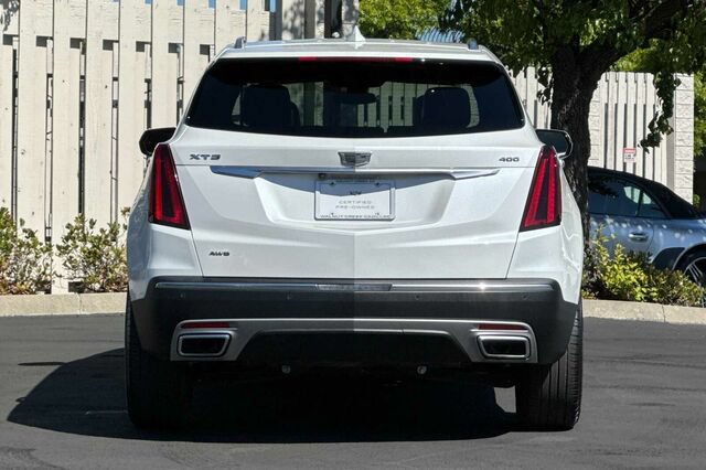 Certified 2023 Cadillac XT5 Premium Luxury w/ LPO, Floor Liner Package AWD/4WD image 5