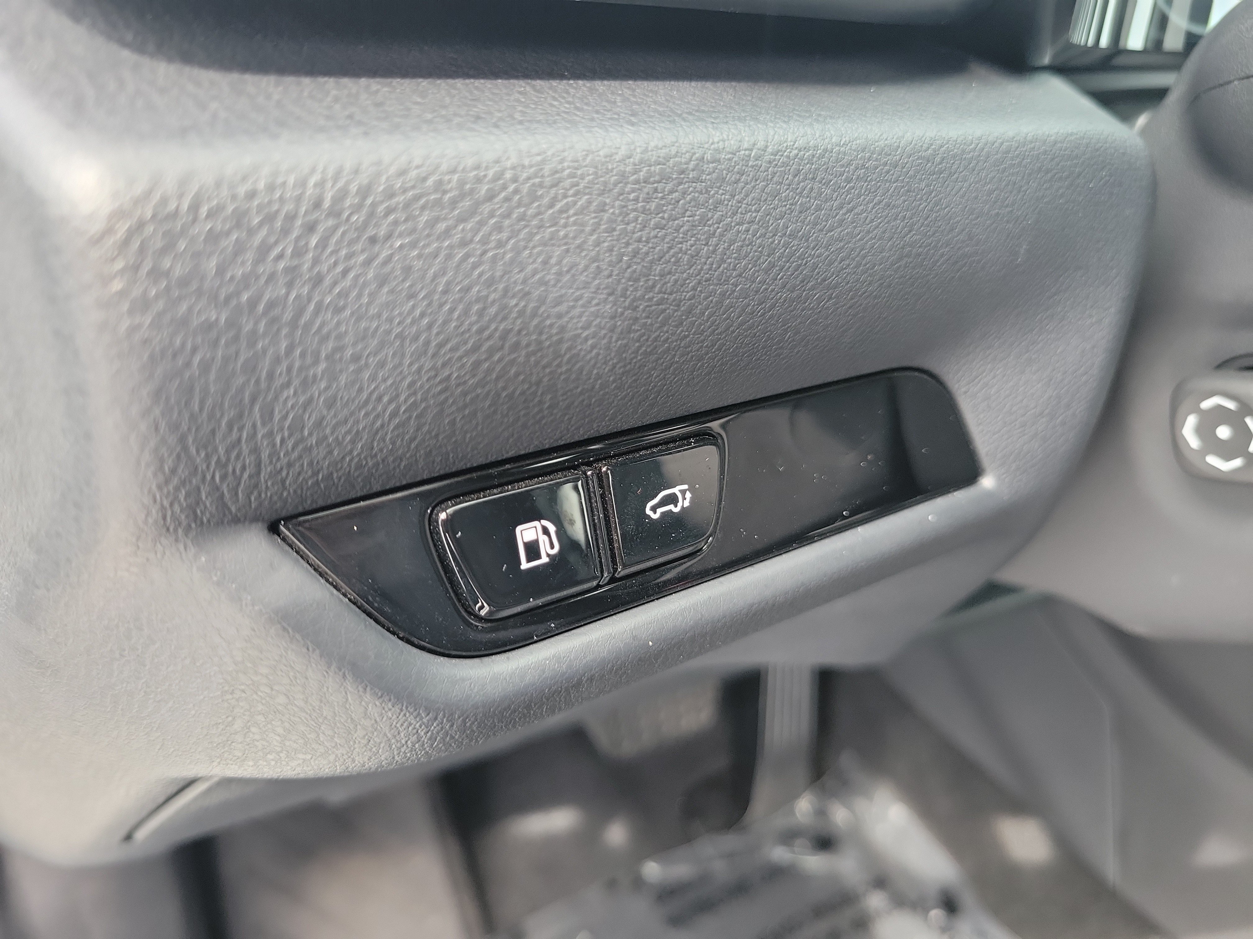 Certified 2025 Lexus NX 350 AWD w/ Premium Package image 25