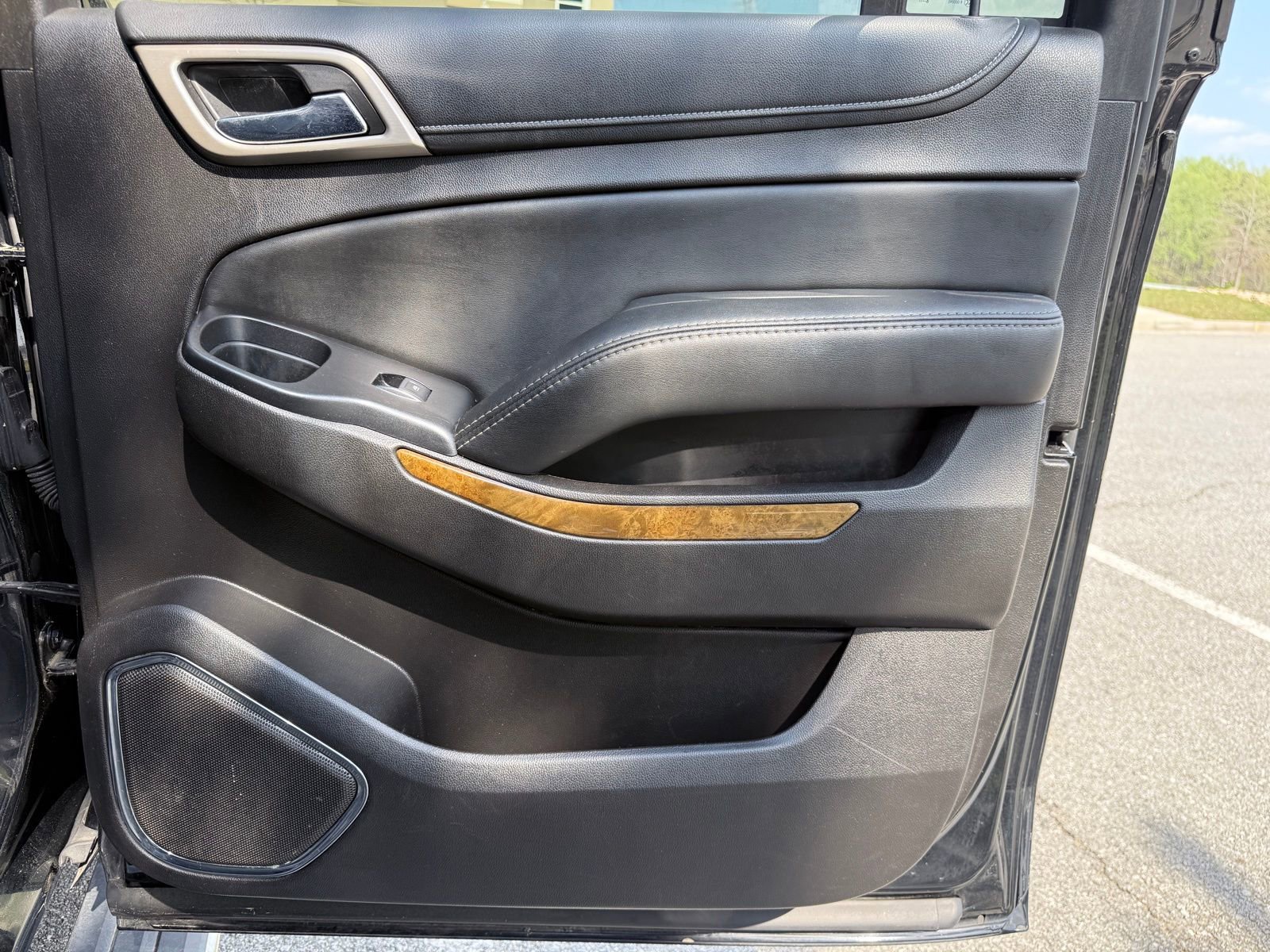 Used 2017 GMC Yukon XL Denali w/ Open Road Package image 47