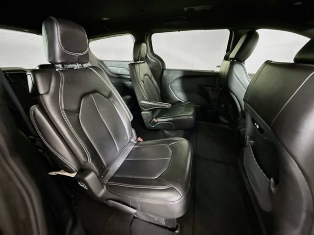 Used 2025 Chrysler Pacifica Select FWD image 27