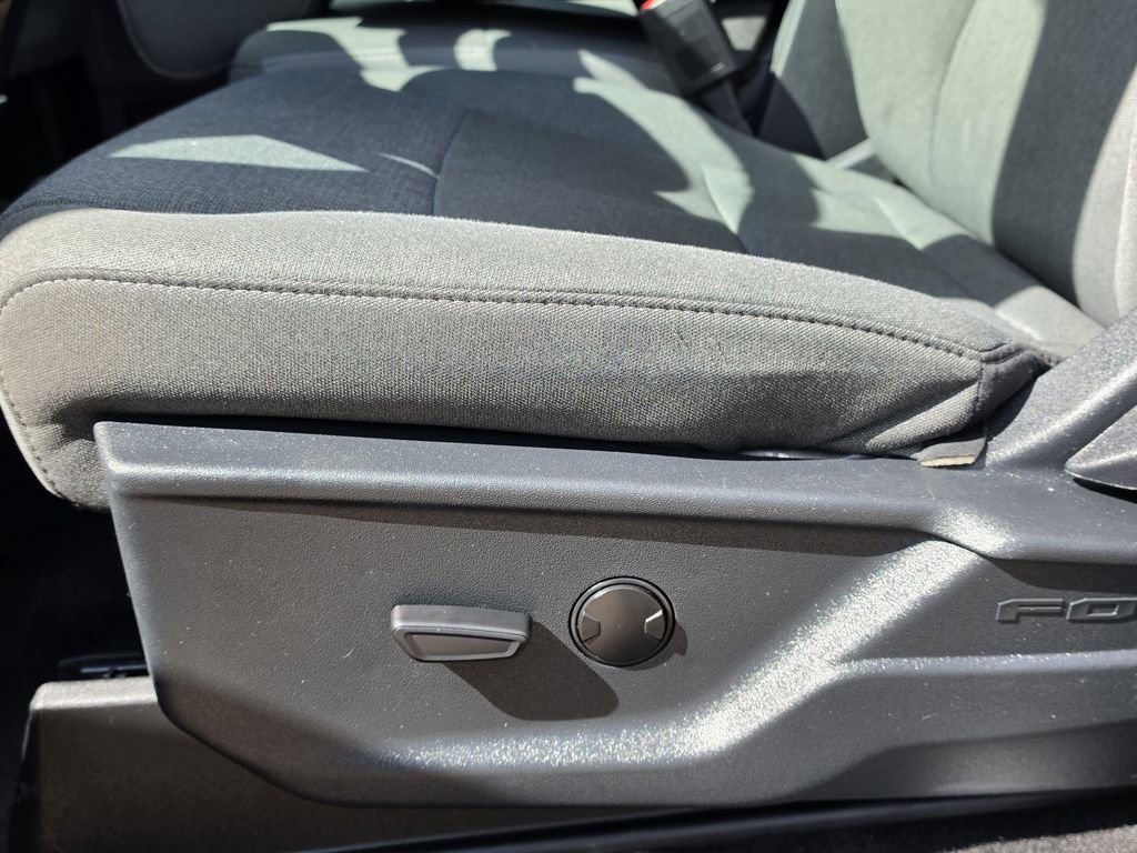 Used 2025 Ford F150 XLT w/ Equipment Group 301A Standard image 8