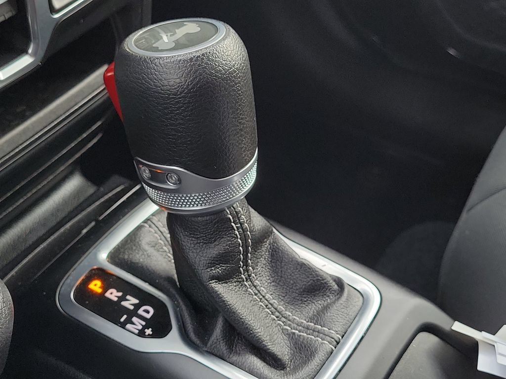 Used 2020 Jeep Wrangler Unlimited Sahara w/ Uconnect 4C Nav & Sound Group AWD/4WD image 38