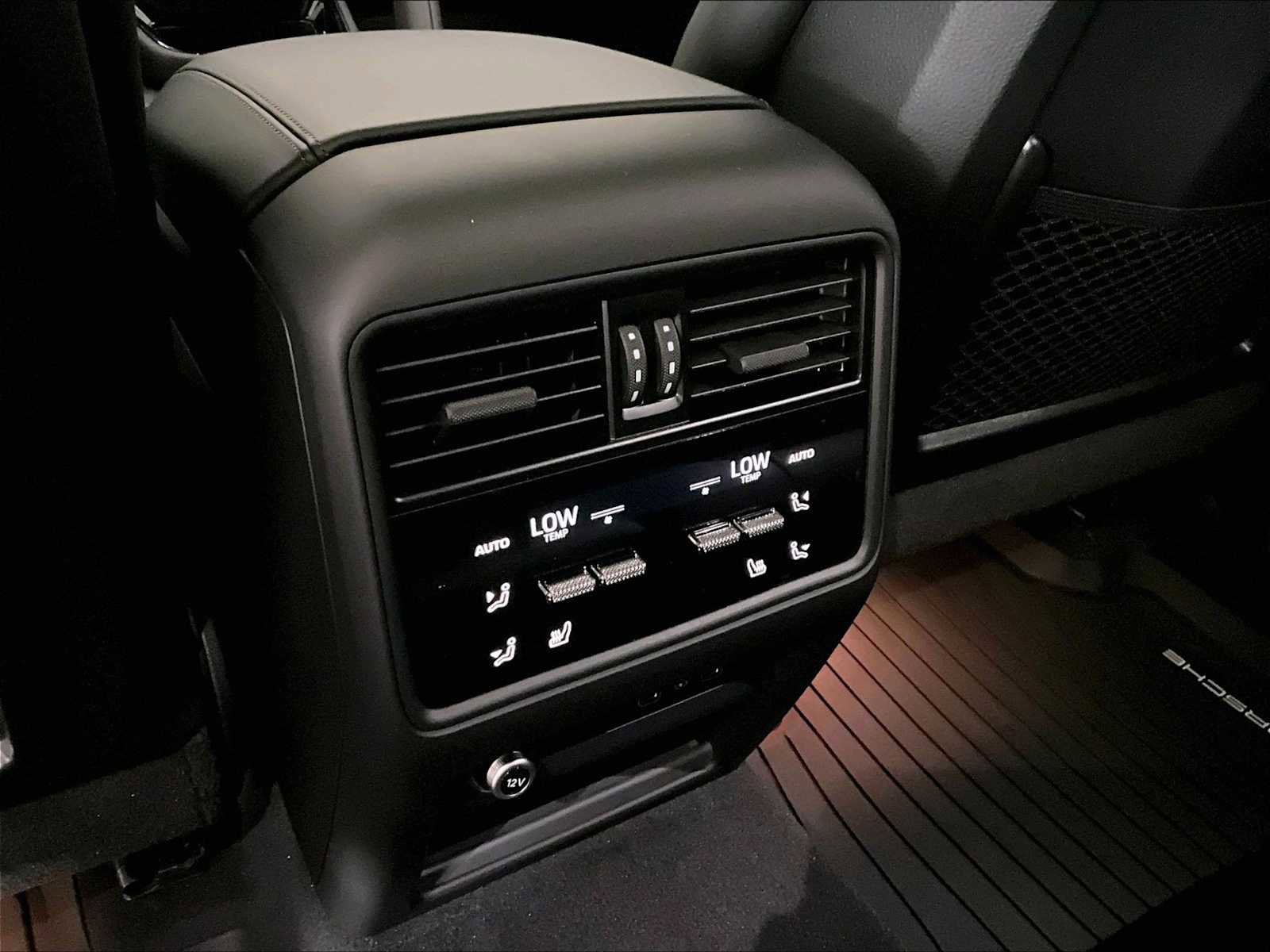 New 2026 Porsche Cayenne Coupe image 27