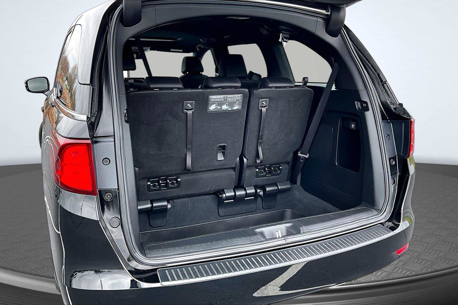 Used 2024 Honda Odyssey Sport image 5