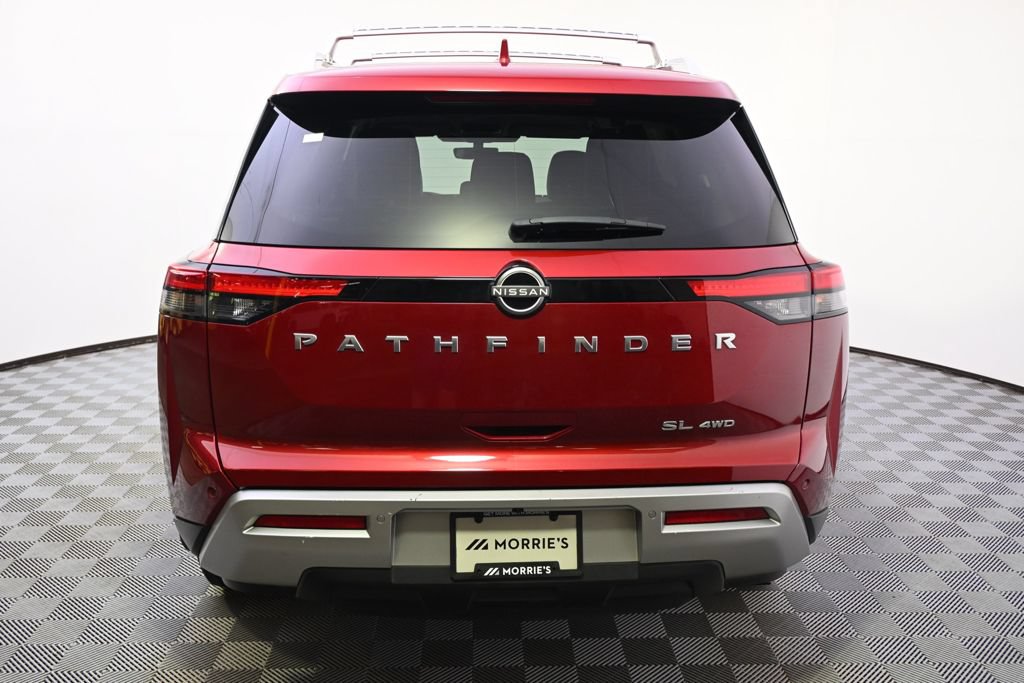 Used 2024 Nissan Pathfinder SL AWD/4WD image 5
