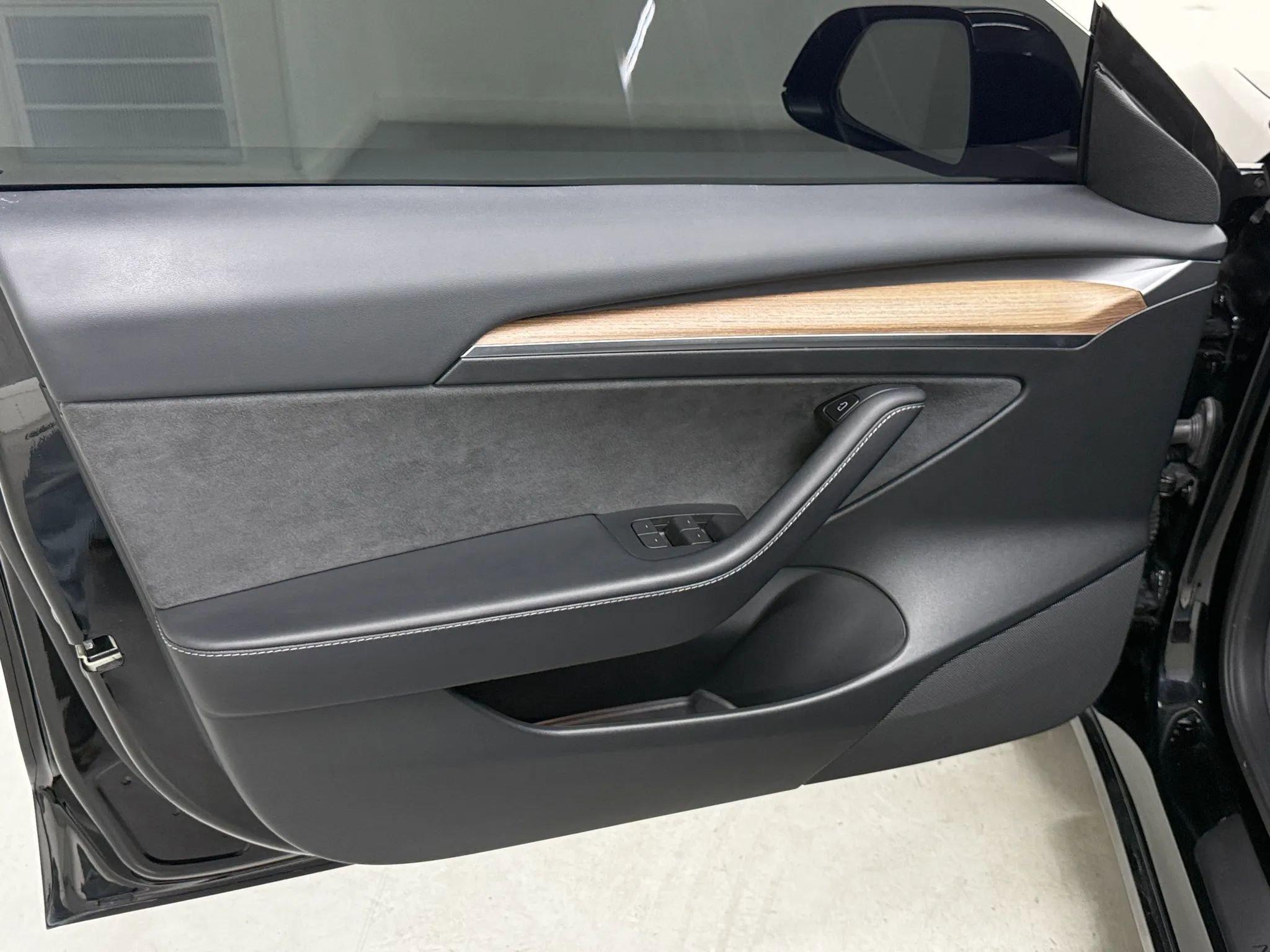 Used 2023 Tesla Model 3 Long Range AWD/4WD image 19