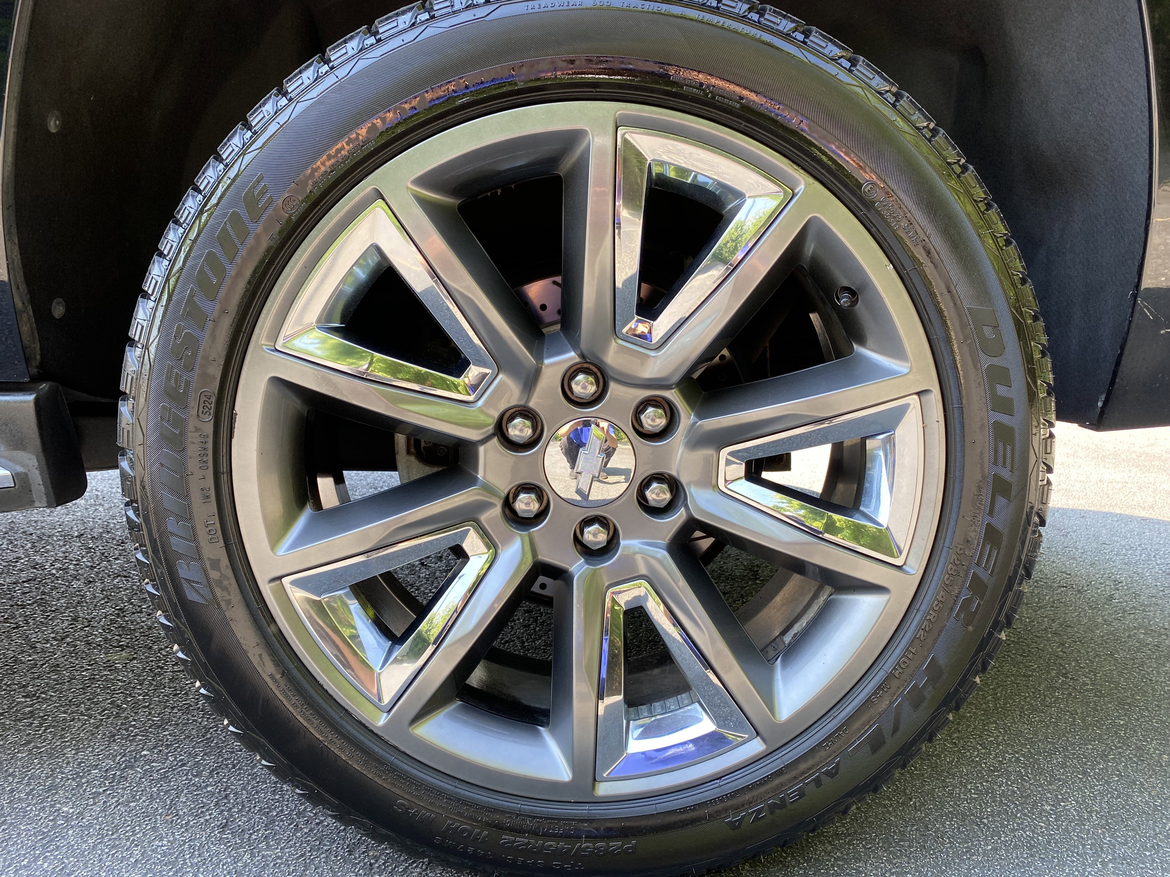 Used 2018 Chevrolet Tahoe Premier AWD/4WD image 46