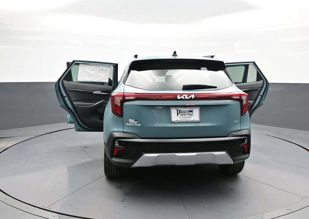 Certified 2025 Kia Seltos EX w/ EX Sunroof Package image 48