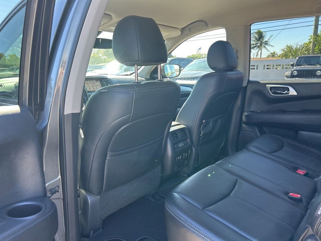 Used 2019 Nissan Pathfinder SL w/ Cargo Package image 33