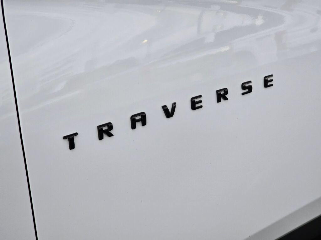 Used 2022 Chevrolet Traverse RS AWD/4WD image 10