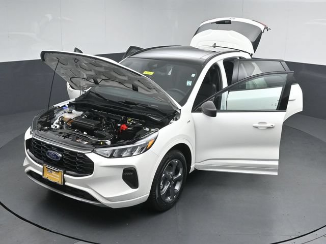 Certified 2024 Ford Escape ST-Line w/ Tech Pack #1 AWD/4WD image 56