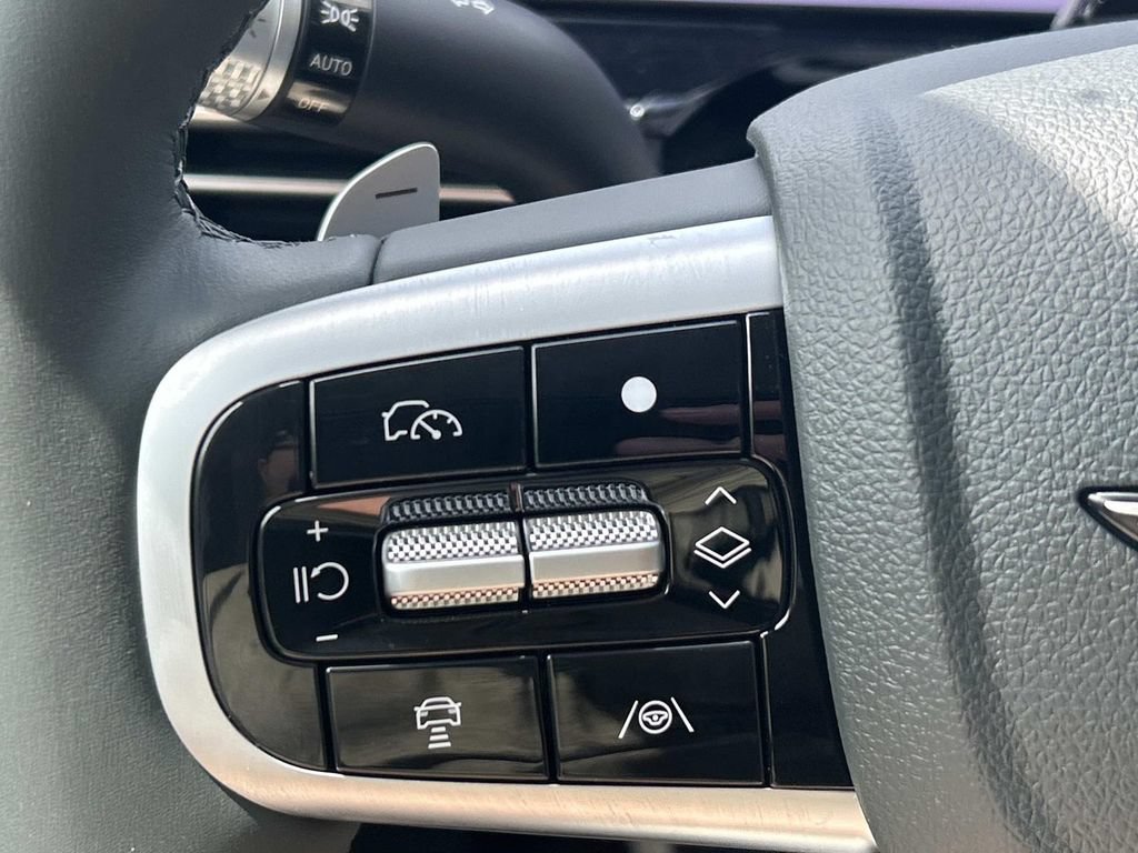 New 2026 Genesis GV80 2.5T RWD image 30
