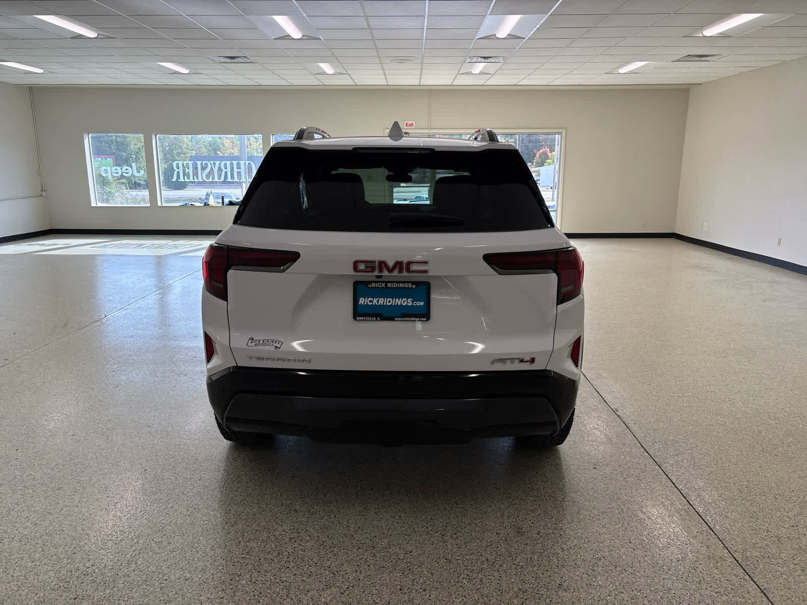 Used 2026 GMC Terrain AT4 image 6