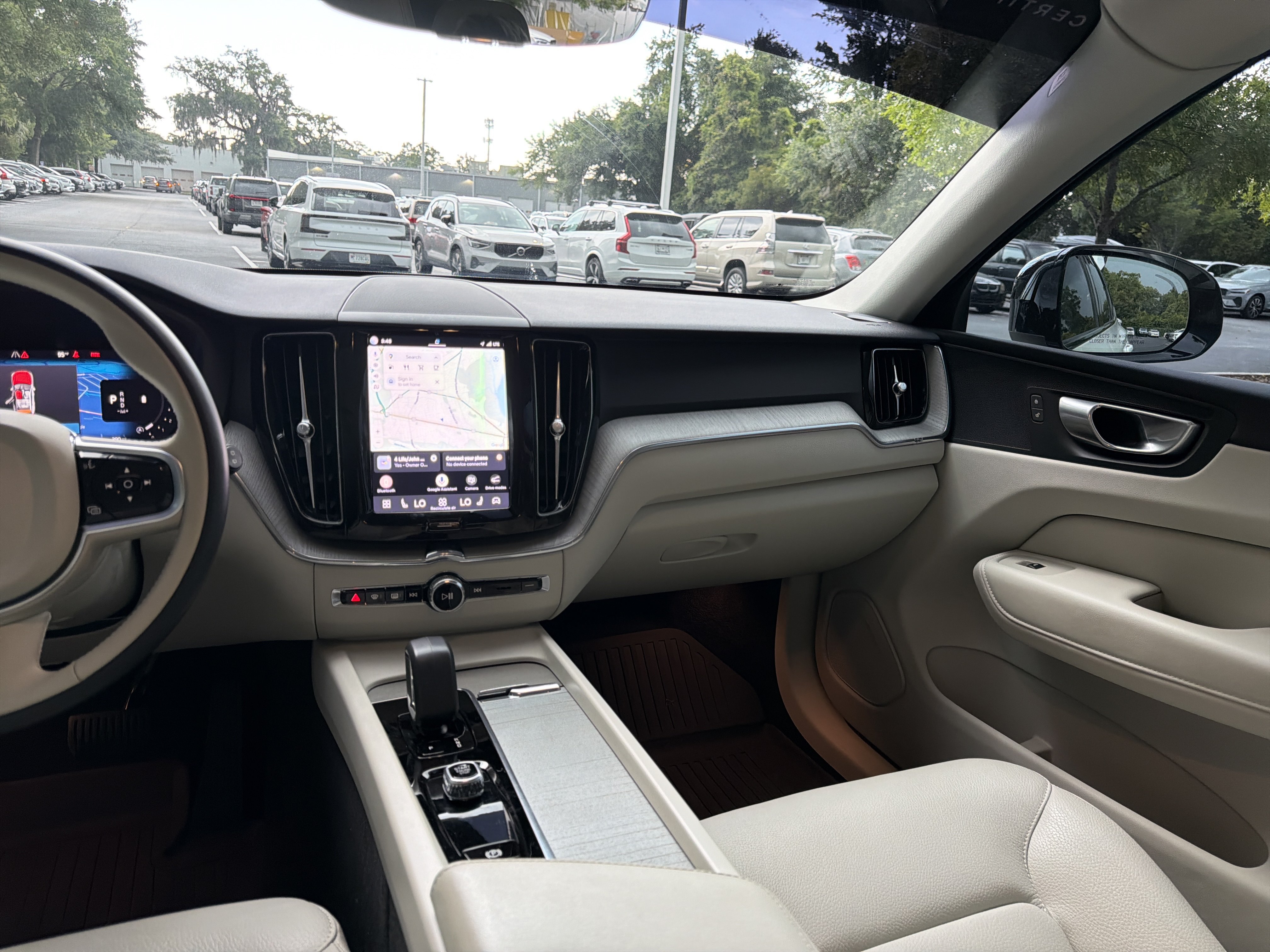 Certified 2024 Volvo XC60 B5 Plus w/ Protection Package Premier AWD/4WD image 48