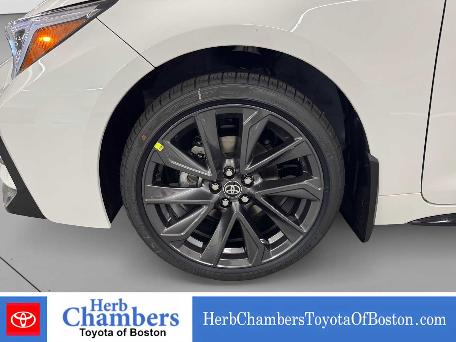 New 2026 Toyota Corolla SE w/ SE Package FWD image 19