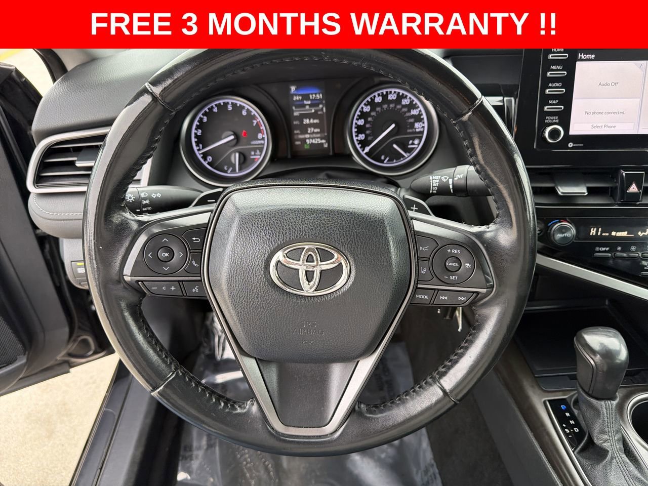 Used 2022 Toyota Camry SE FWD image 15