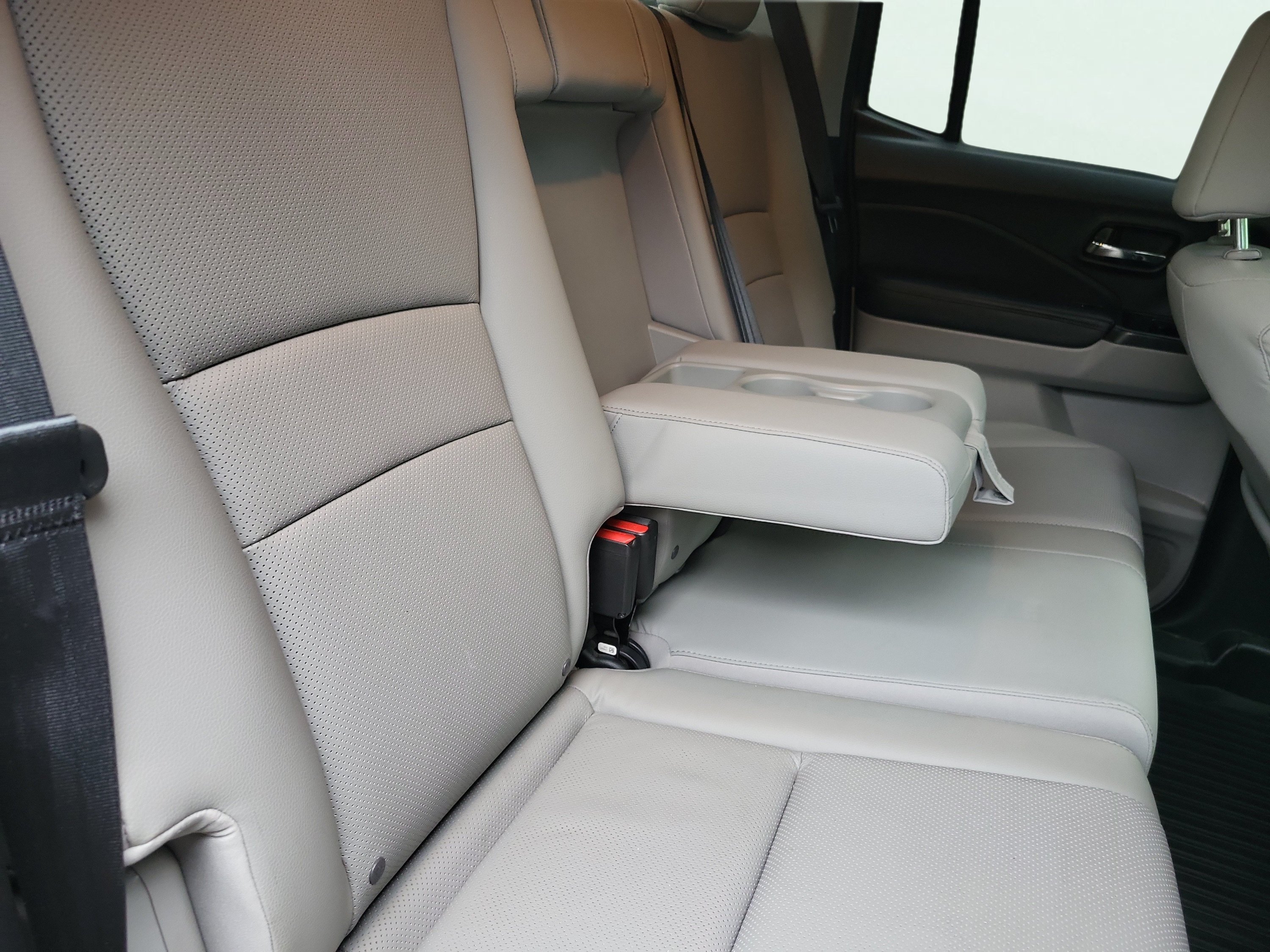 Used 2018 Honda Ridgeline RTL-E image 19