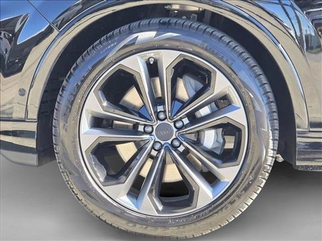 New 2026 Audi Q7 3.0T Premium Plus w/ Premium Plus Package AWD/4WD image 9