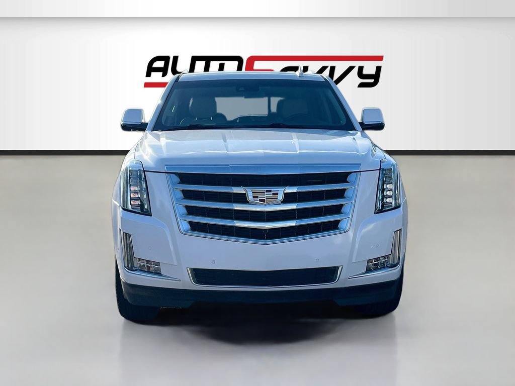Used 2019 Cadillac Escalade Luxury w/ LPO, Radiant Package RWD image 2