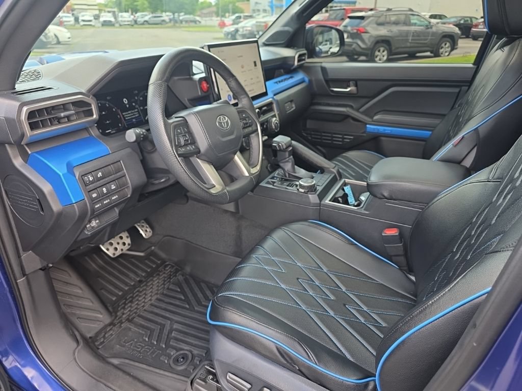 Certified 2024 Toyota Tacoma TRD Sport w/ TRD Sport Upgrade Package AWD/4WD image 11