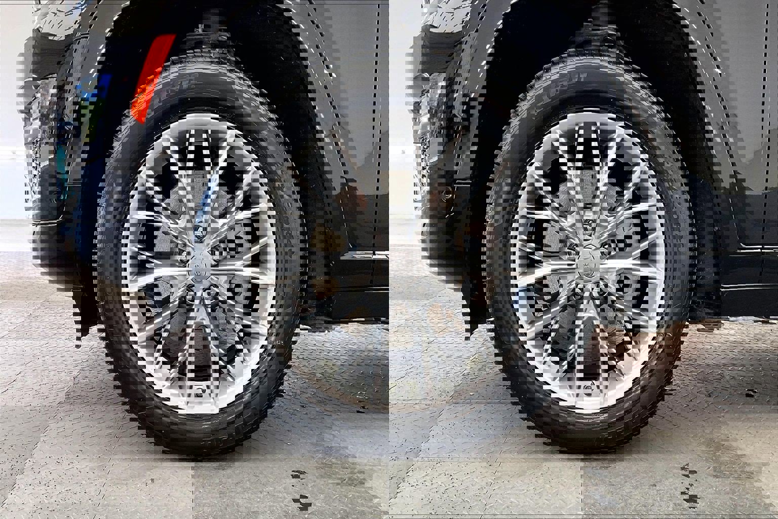 Used 2022 Jeep Grand Cherokee Summit w/ Advanced Protech Group IV AWD/4WD image 8