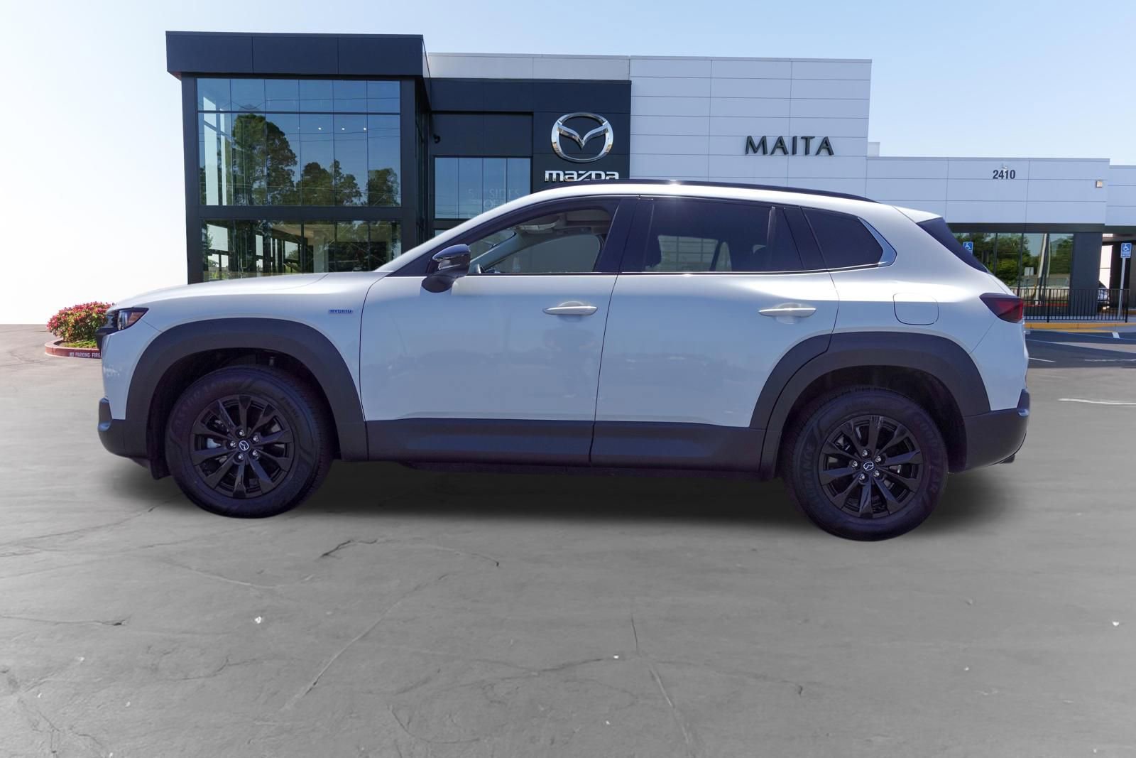 Used 2025 MAZDA CX-50 AWD 2.5 Hybrid w/ Premium Pkg image 8