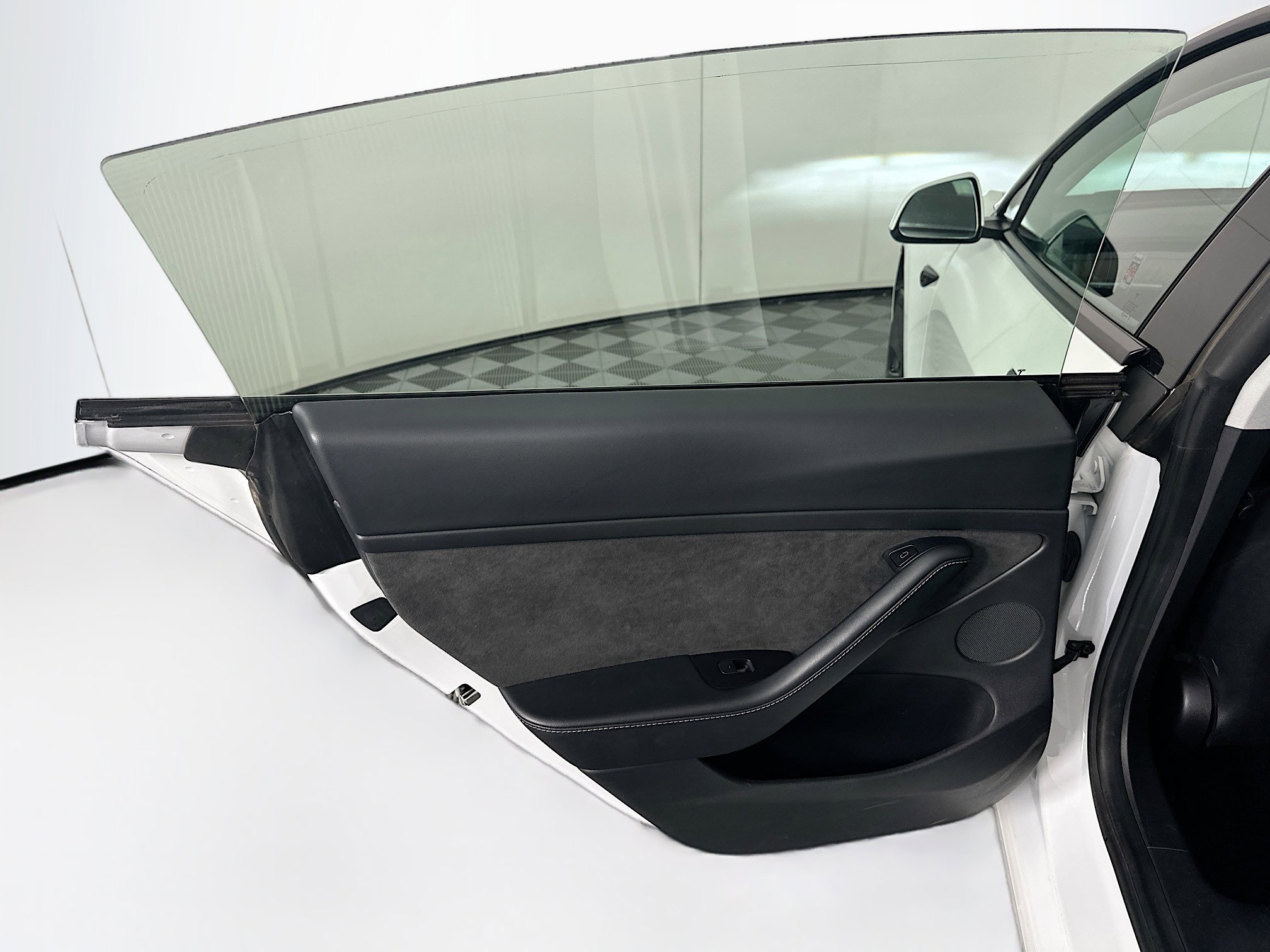 Used 2021 Tesla Model 3 Standard Range Plus RWD image 24