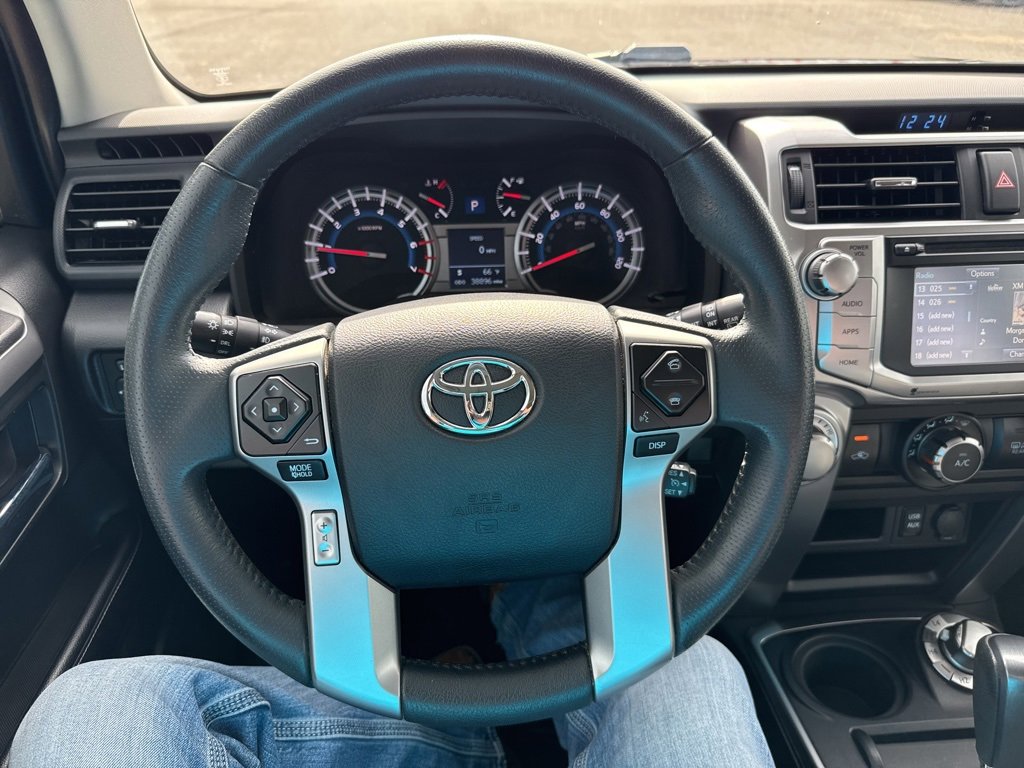 Used 2018 Toyota 4Runner SR5 Premium image 11
