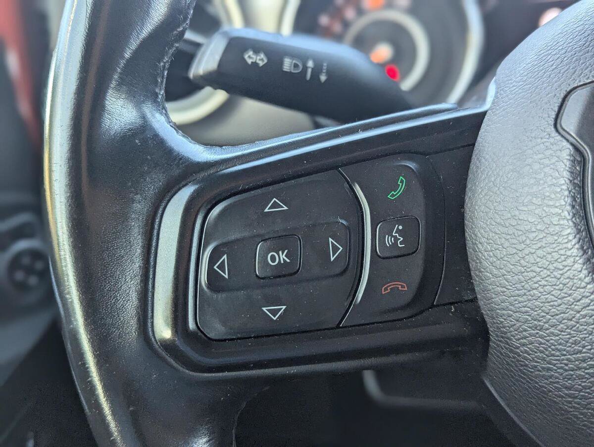Used 2019 Jeep Wrangler Unlimited Sport S AWD/4WD image 24