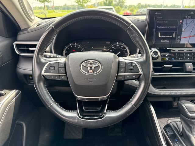 Used 2021 Toyota Highlander Platinum AWD/4WD image 21