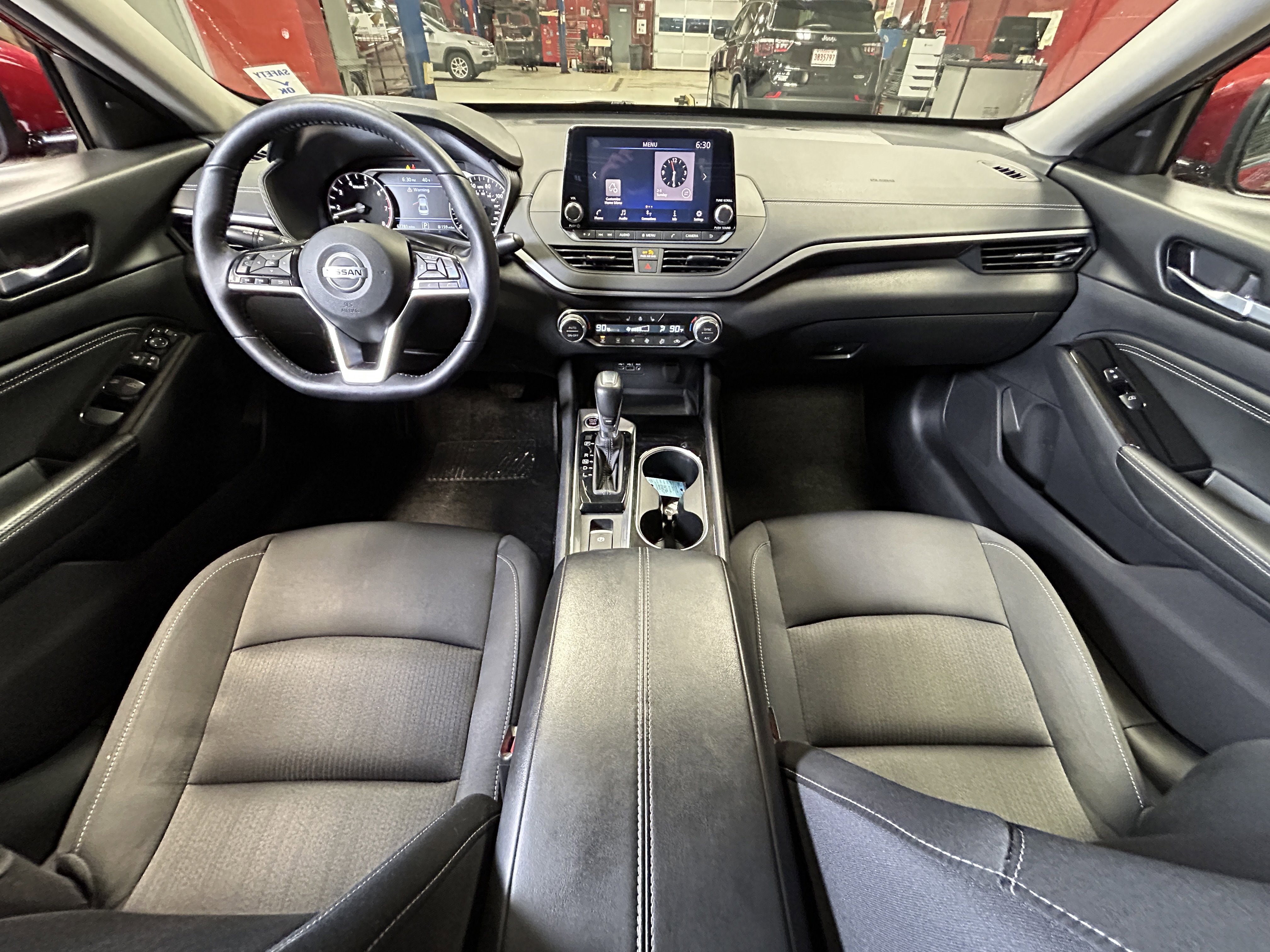 Used 2020 Nissan Altima 2.5 SV image 24