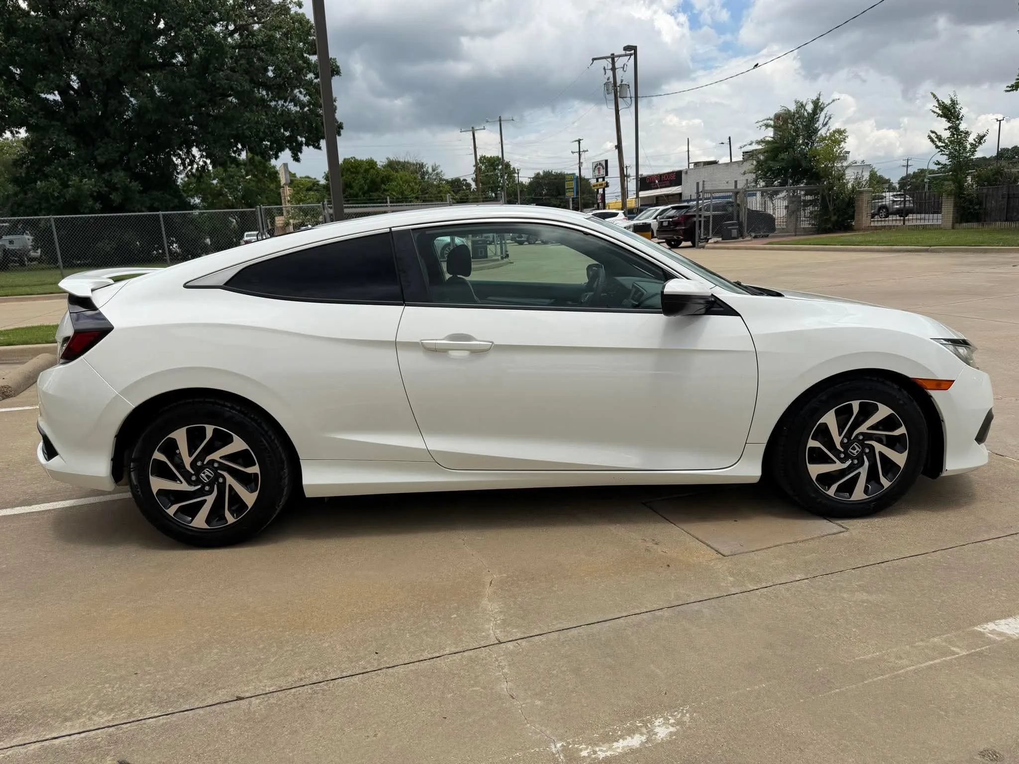 Used 2017 Honda Civic LX image 9