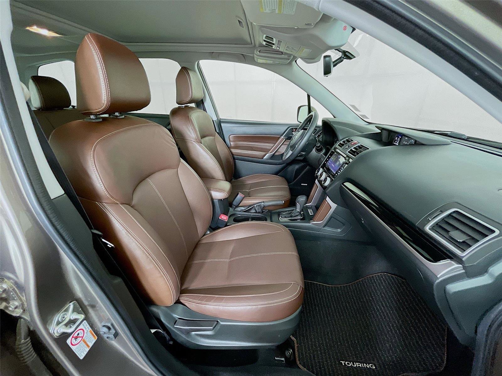 Used 2017 Subaru Forester 2.5i Touring AWD/4WD image 31