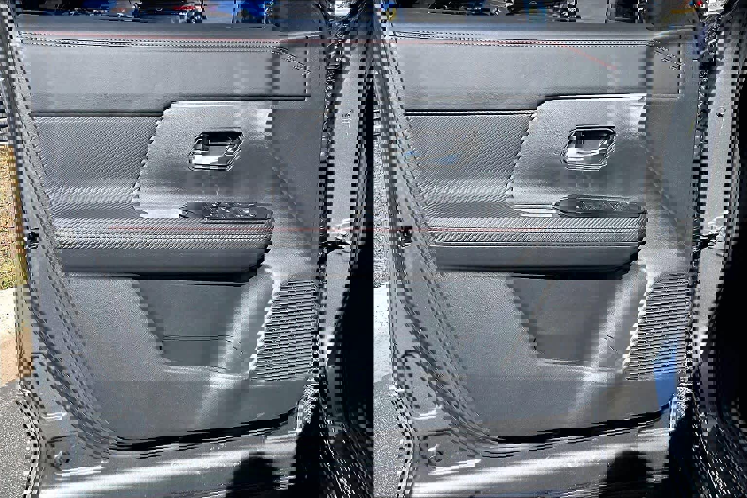 New 2026 Nissan Kicks SR image 10