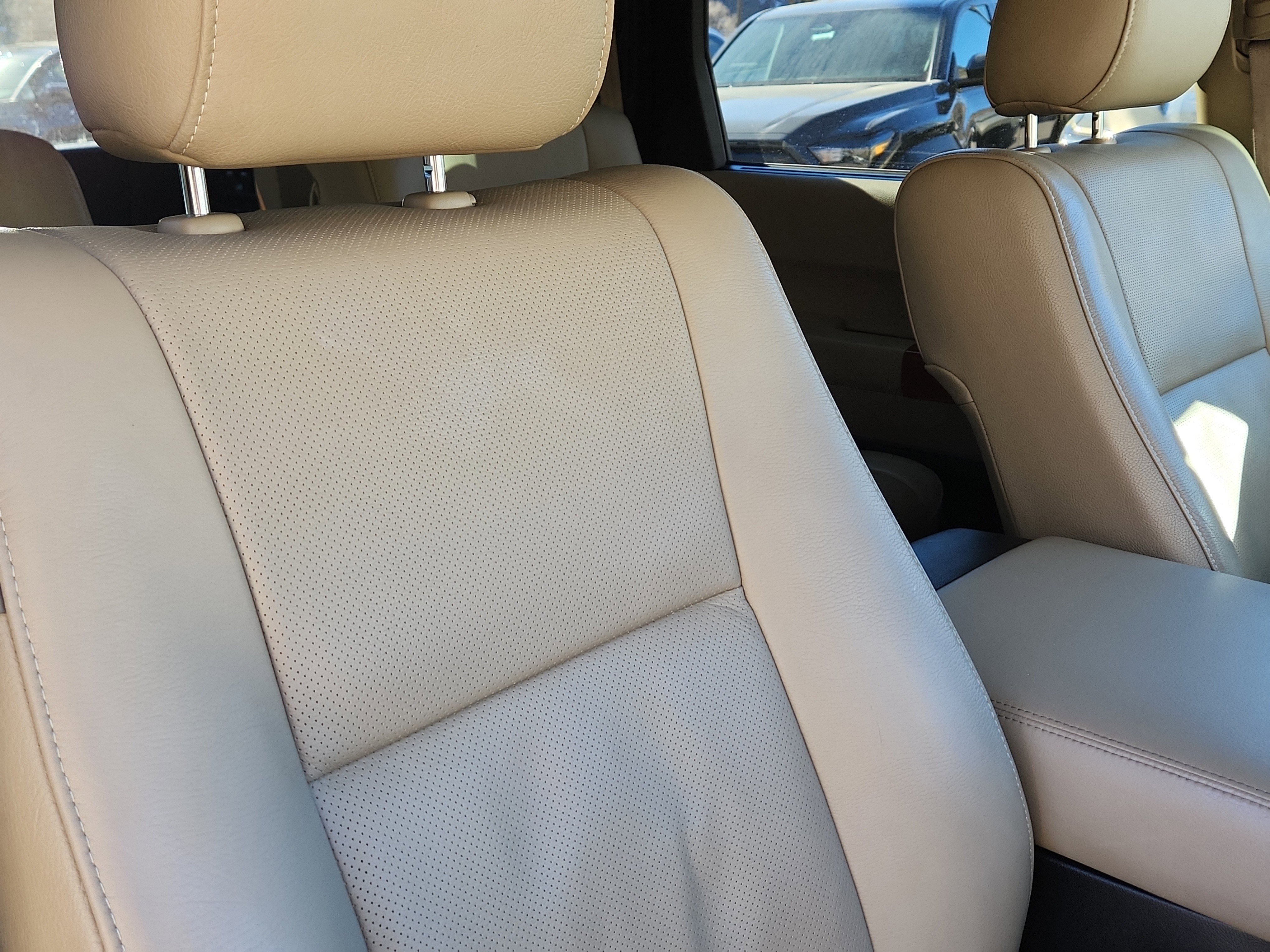 Certified 2020 Toyota Sequoia Platinum image 15