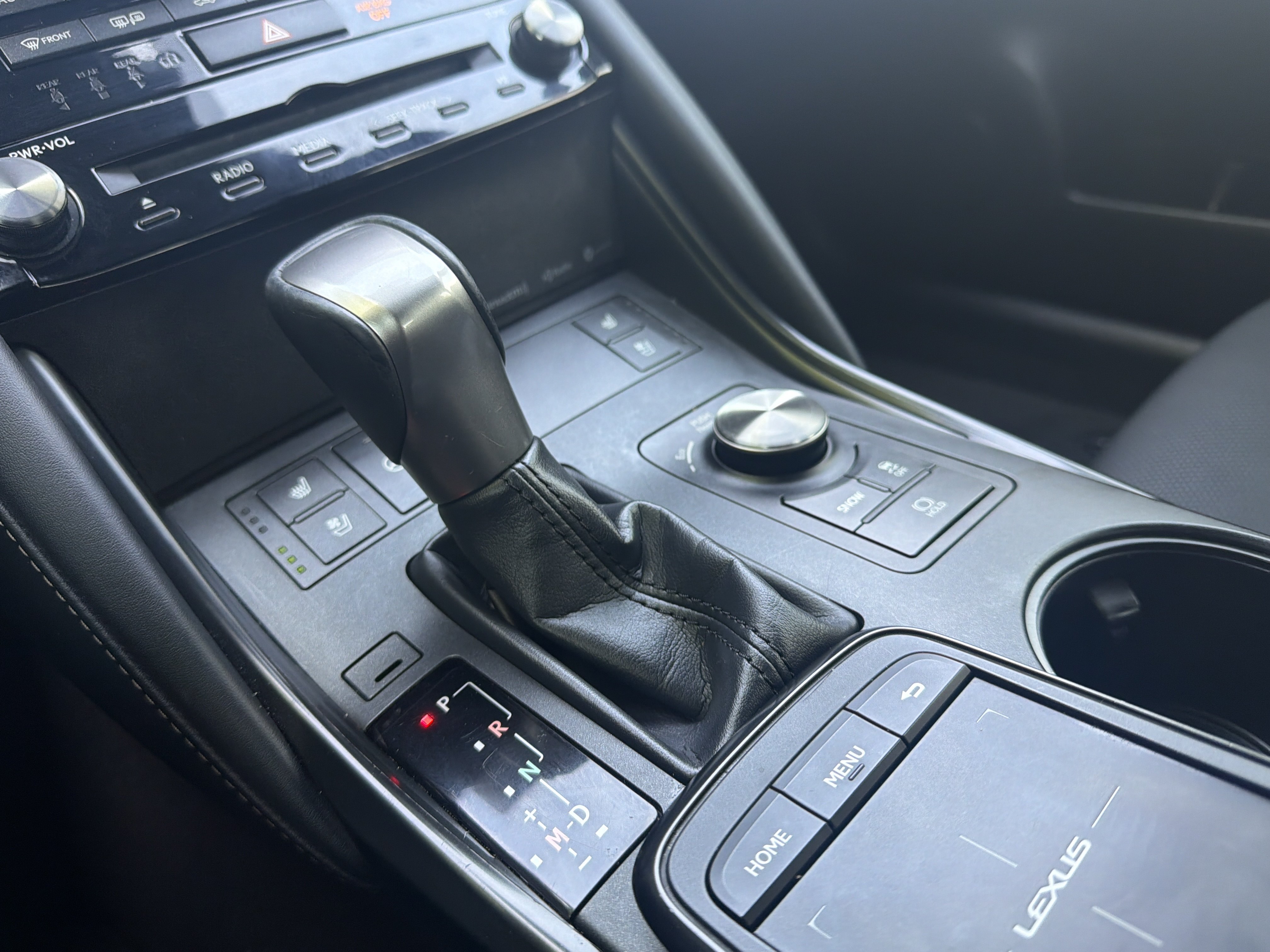 Used 2024 Lexus IS 300 w/ Premium Package RWD image 22