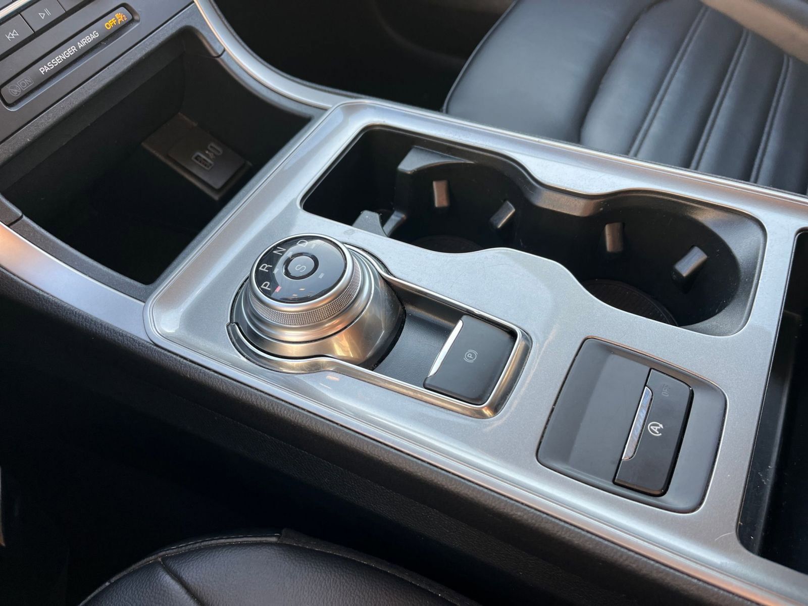 Used 2024 Ford Edge SEL image 41