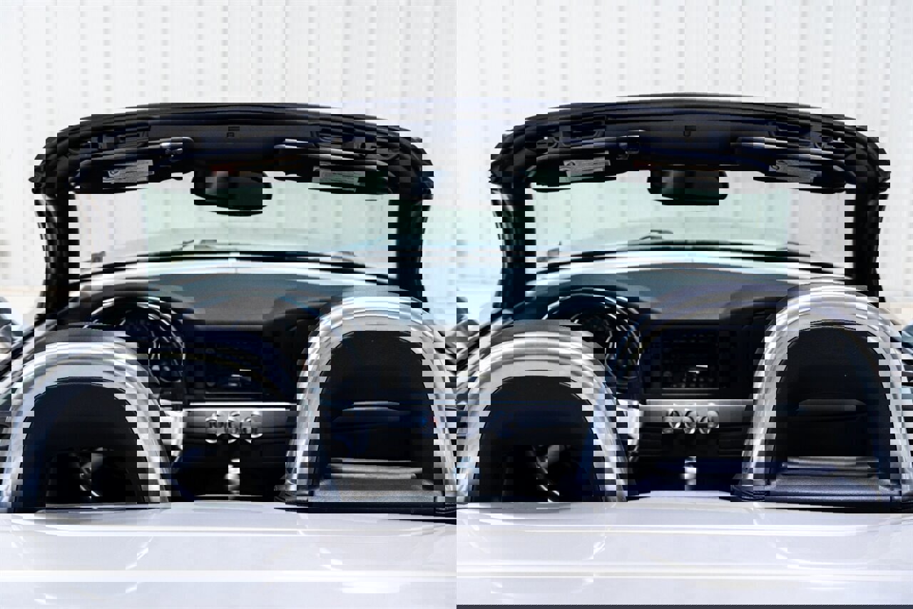 Used 2004 Chevrolet SSR w/ Preferred Equipment Group image 33